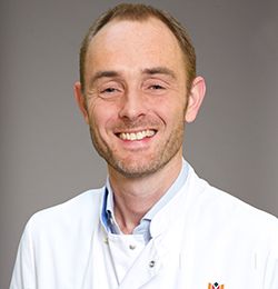 Dr. Niels Prins